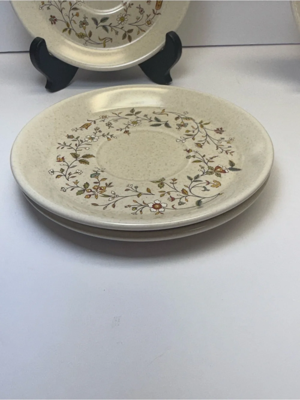 TemperWare by Lenox - 6 piece set - 3 Salad Plates/3 Saucers